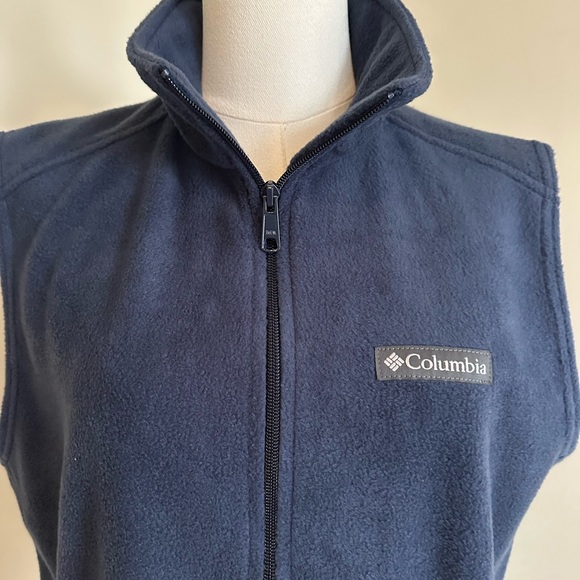 Columbia Blue Fleece Vest - Small - Picture 3 of 8